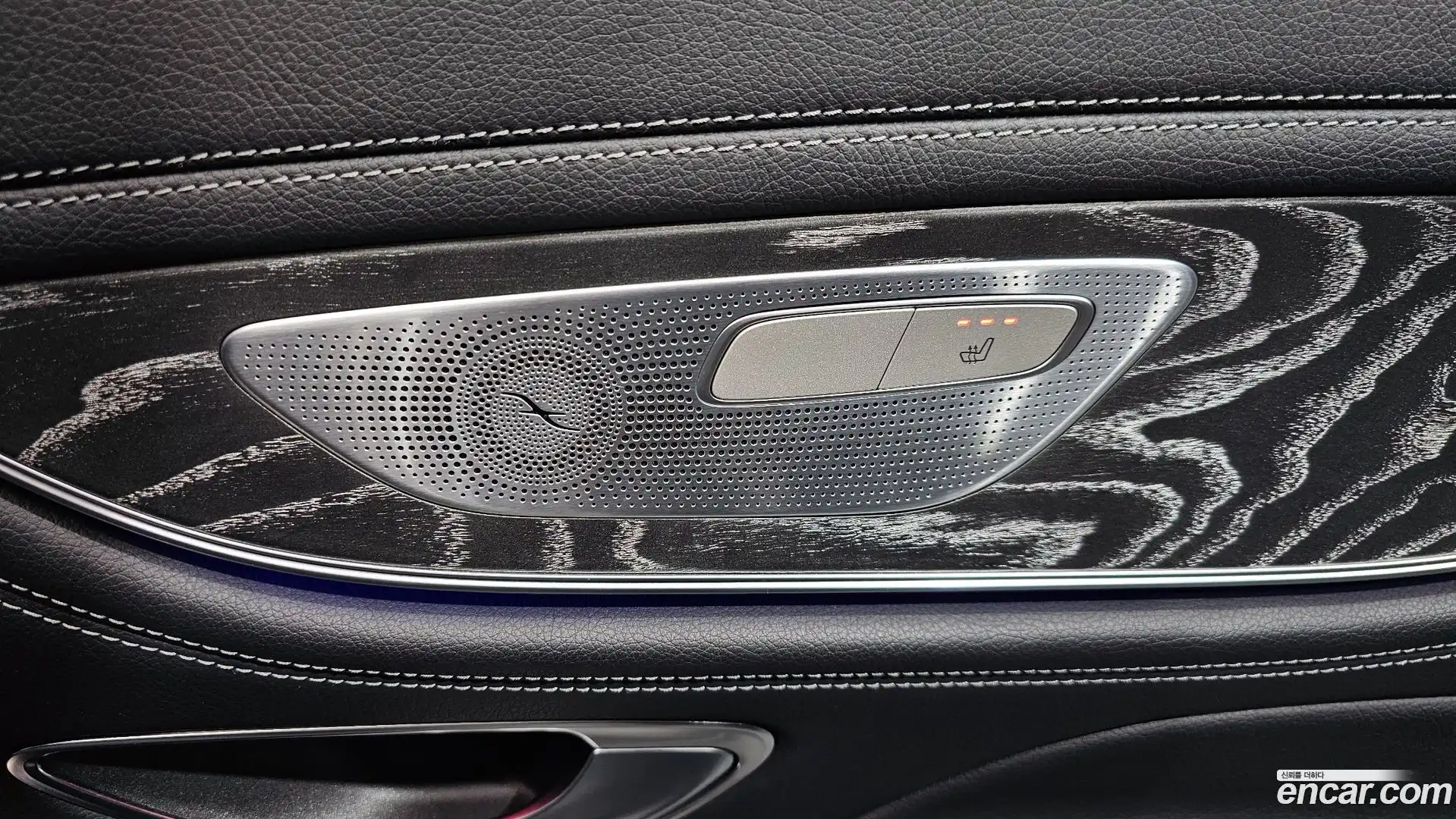 CLS-Class Mercedes-Benz 2019.8-OPTION-044