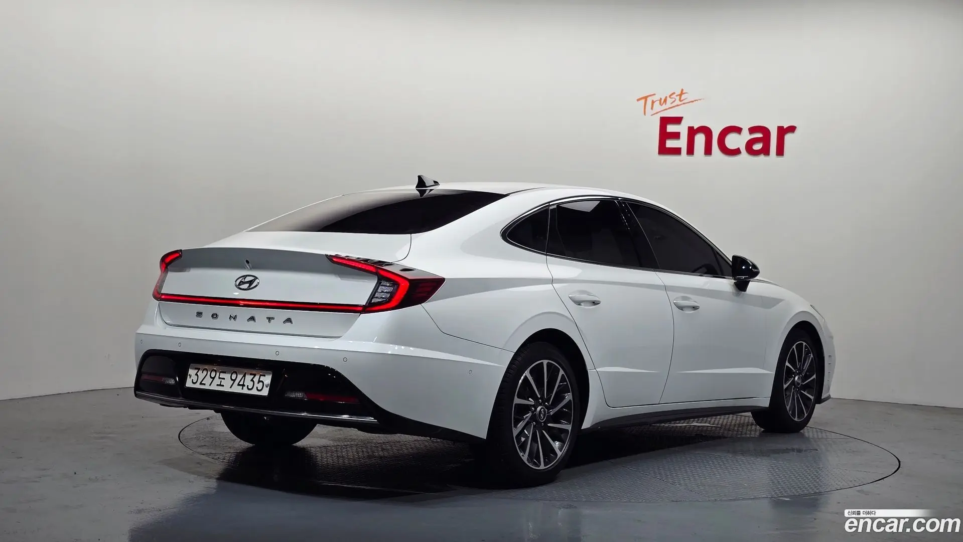 Main__Slider__Photo:Sonata Hyundai 2021.5-1