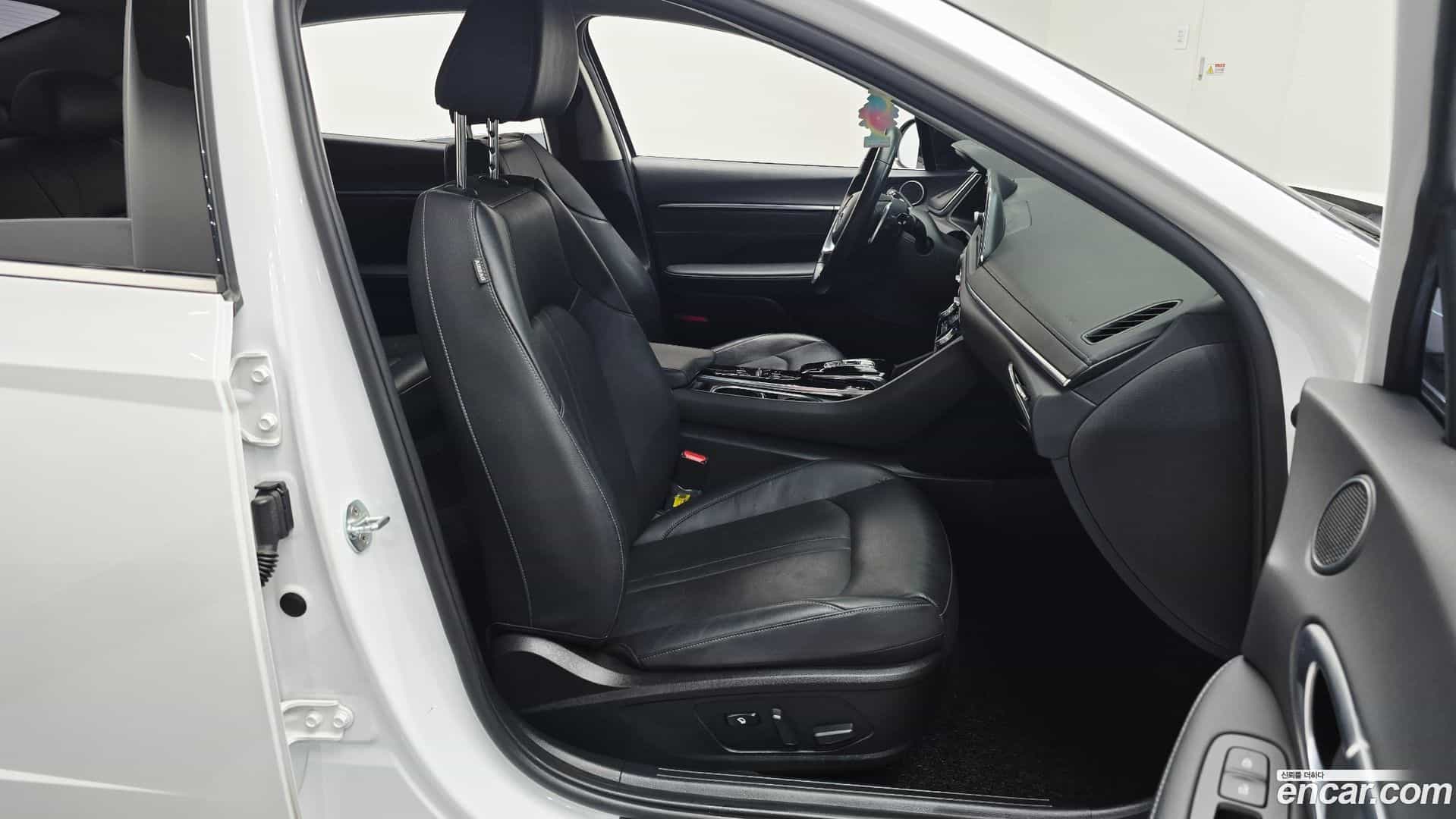 Sonata Hyundai 2021.5-INNER-036