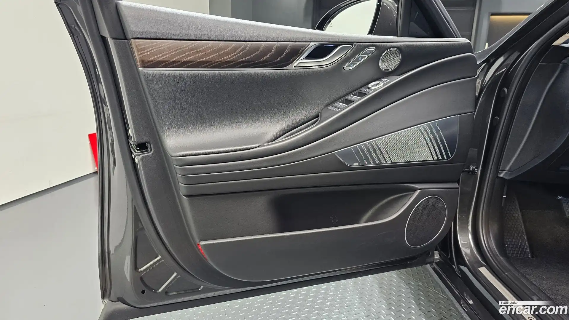 G80 Genesis 2021.8-INNER-034