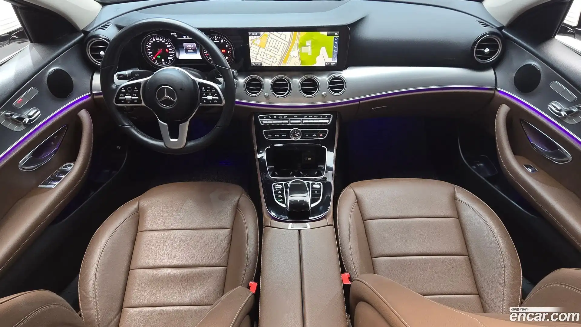 E-Class Mercedes-Benz 2019.0-INNER-007