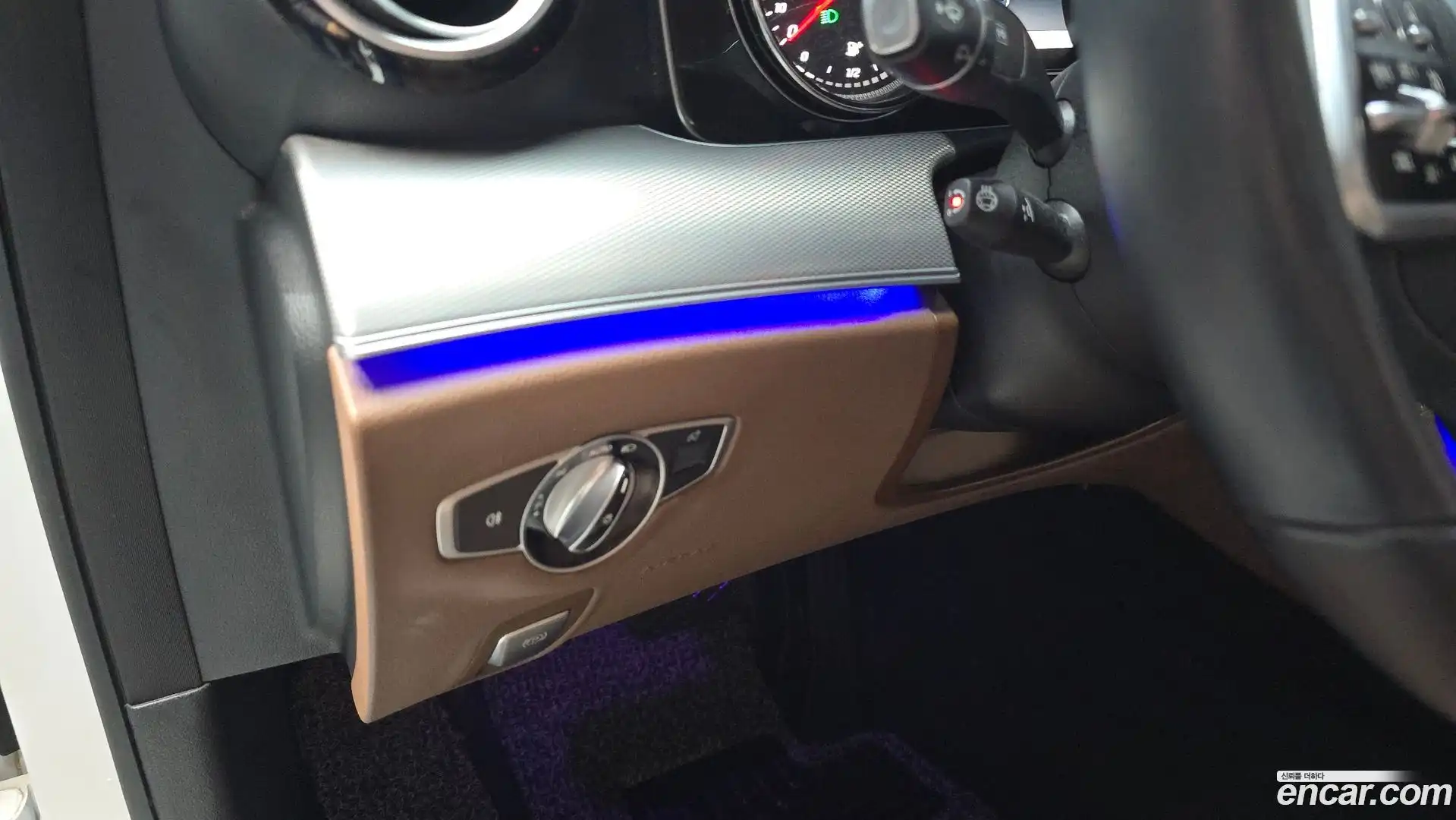 E-Class Mercedes-Benz 2019.0-OPTION-018