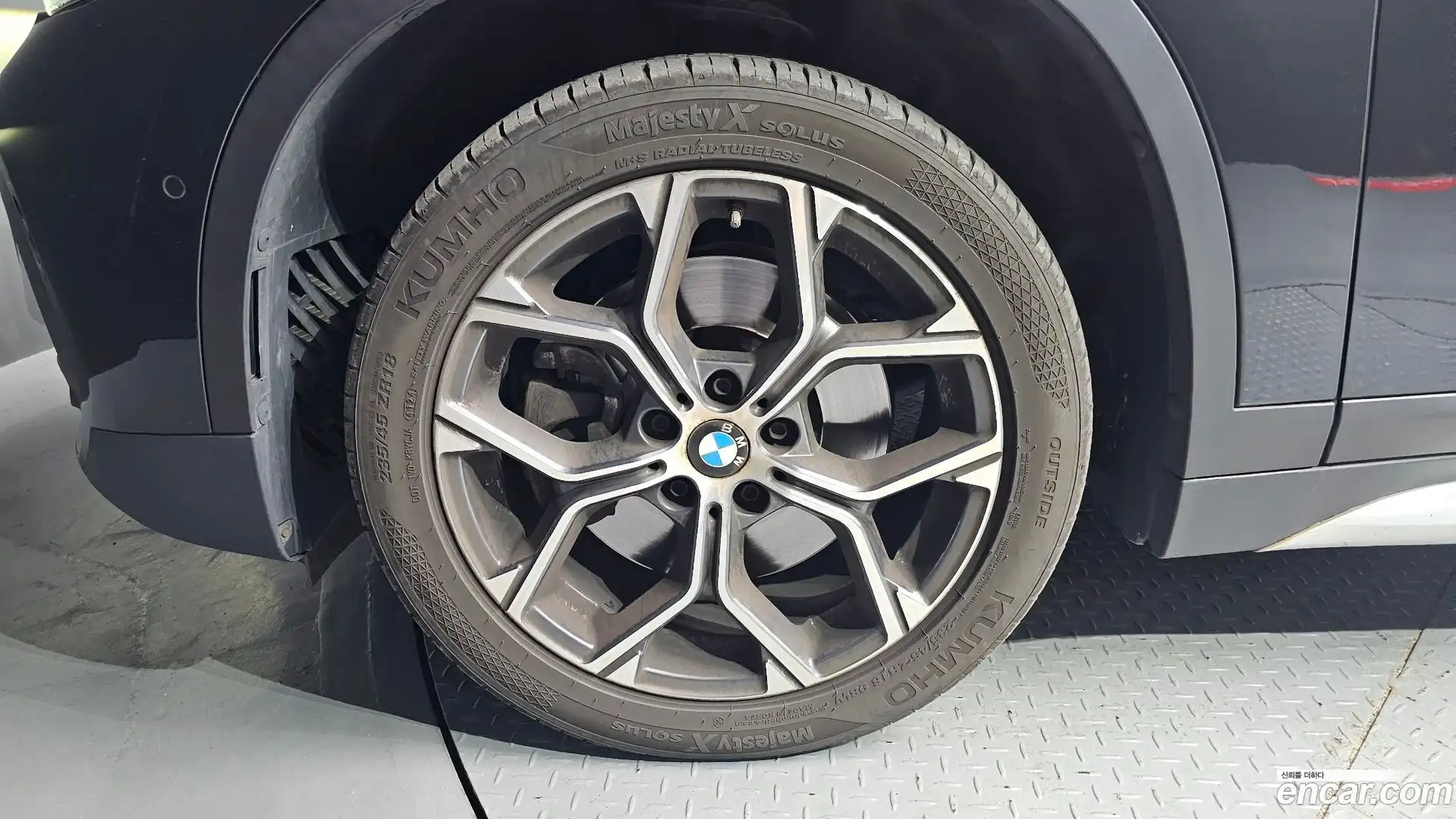 X1 BMW 2021.6-OUTER-005