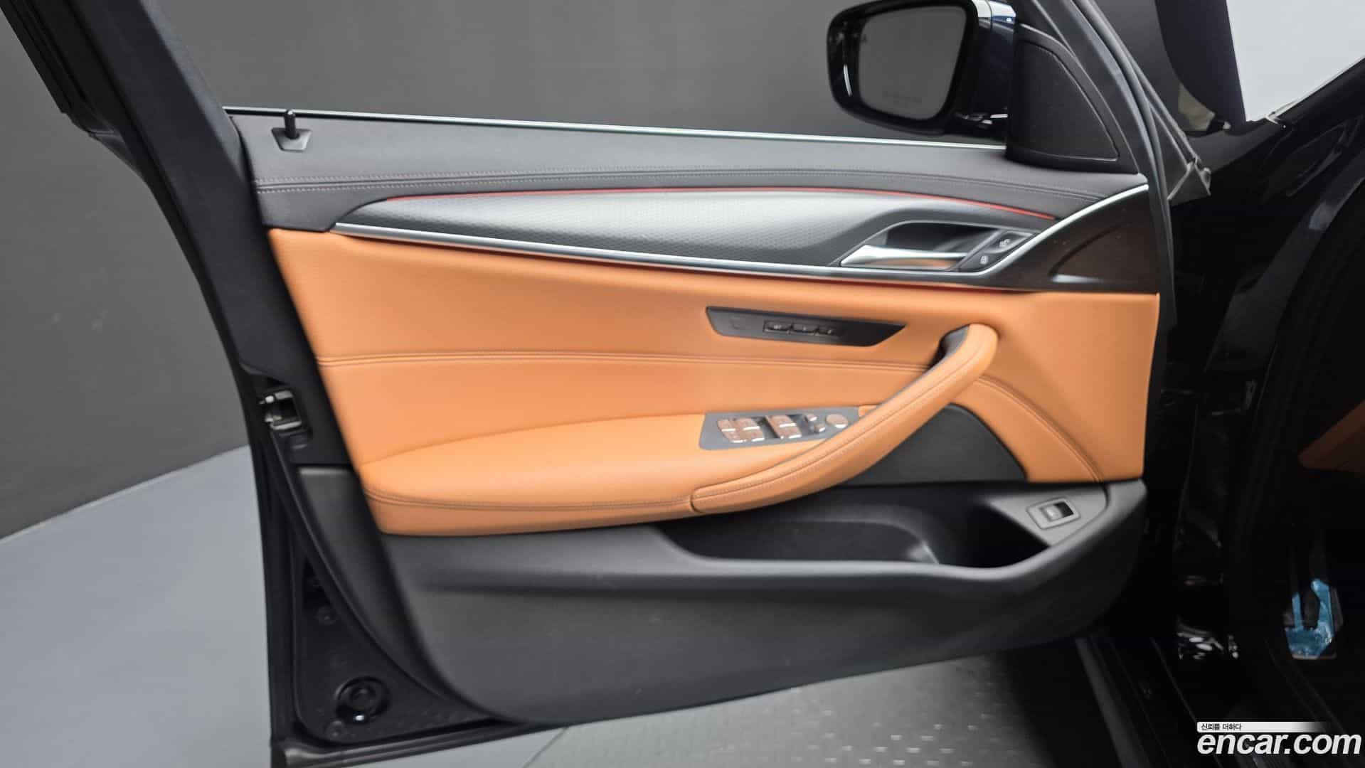 5-Series BMW 2022.9-INNER-034