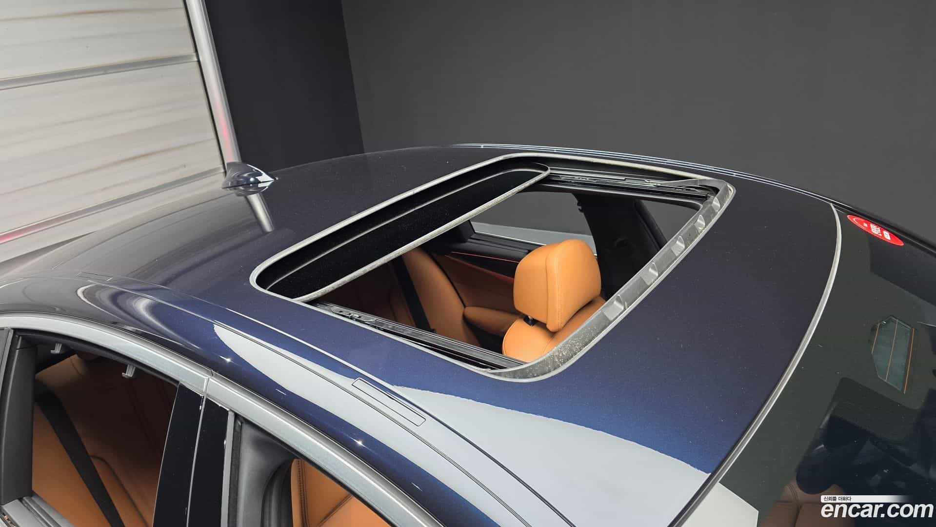 5-Series BMW 2022.9-OPTION-040