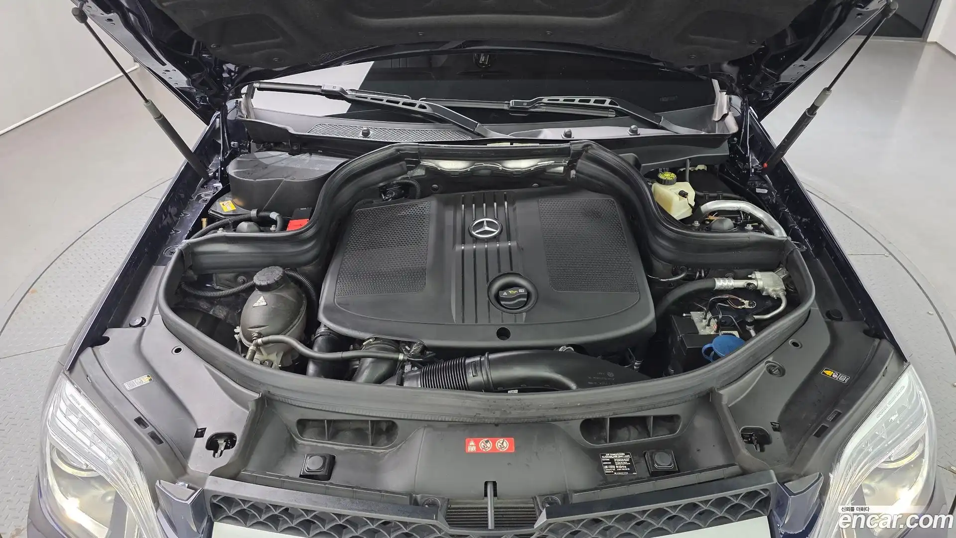 GLK-Class Mercedes-Benz 2014.7-OUTER-006