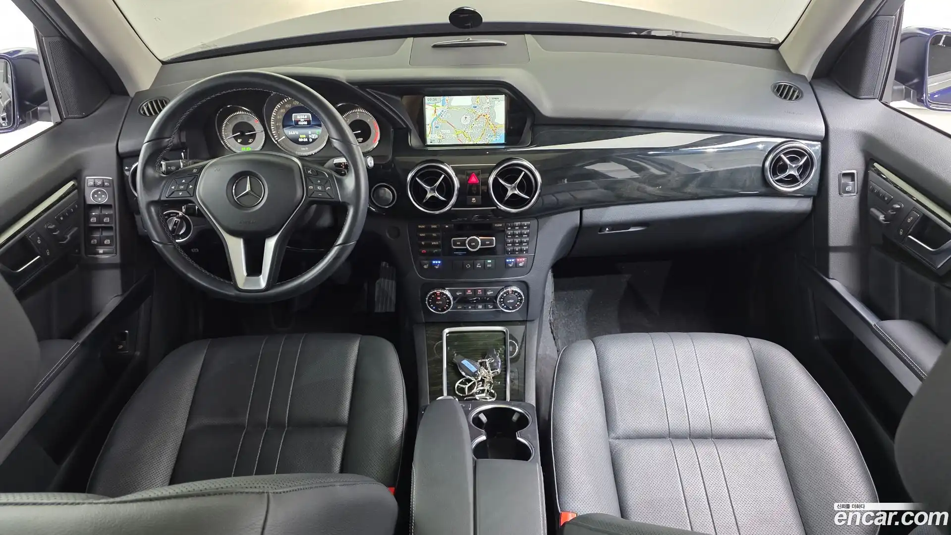 GLK-Class Mercedes-Benz 2014.7-INNER-007