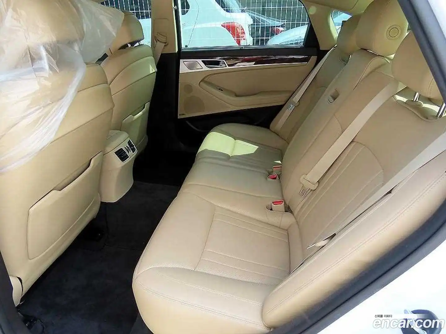 G80 Genesis 2016.11-INNER-007
