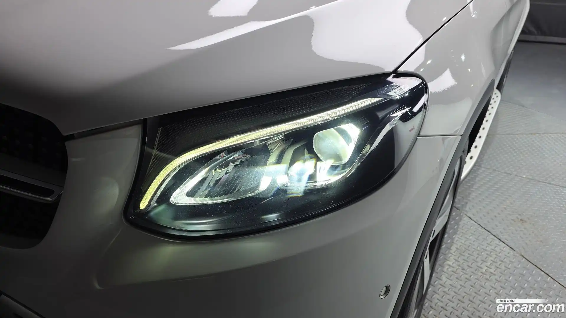 GLC-Class Mercedes-Benz 2019.4-OUTER-032