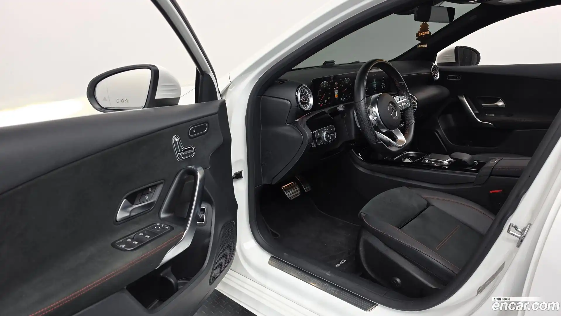 A-Class Mercedes-Benz 2022.11-INNER-010