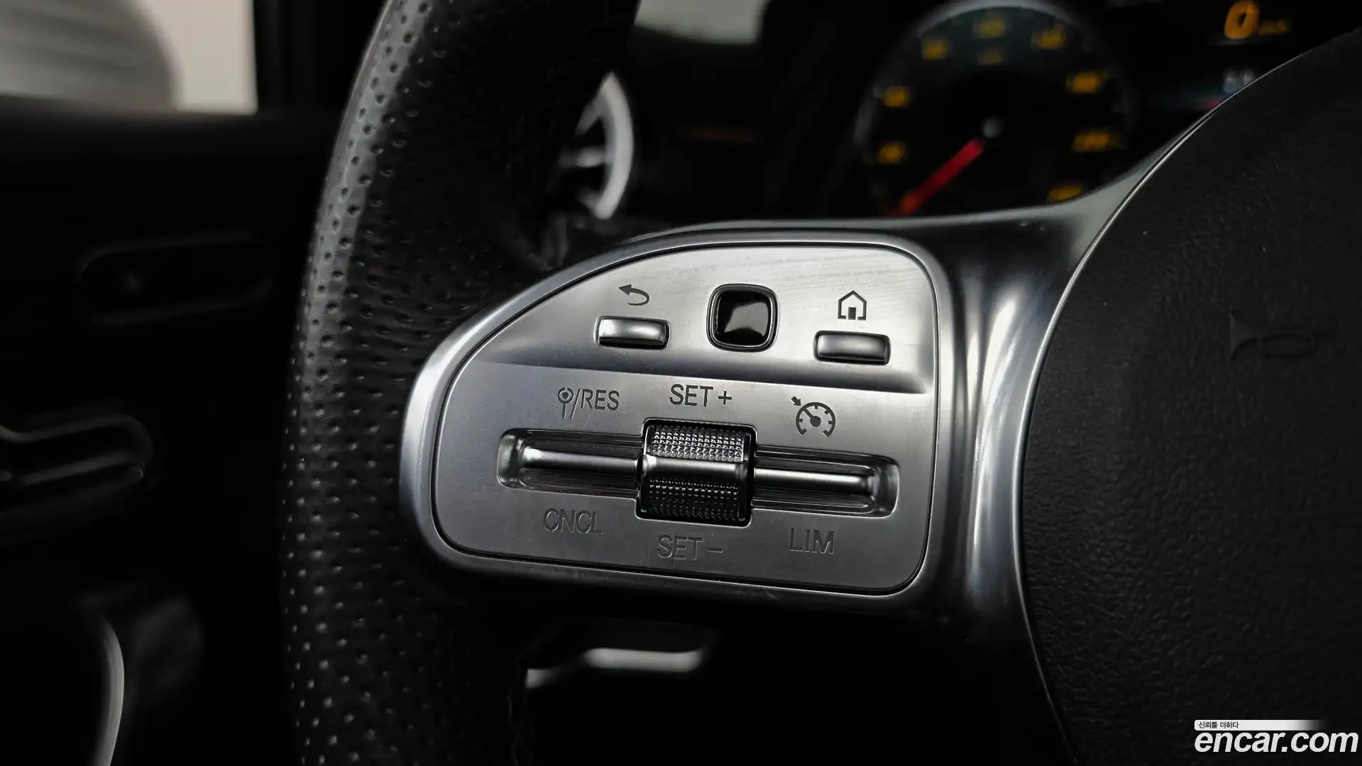 A-Class Mercedes-Benz 2022.11-OPTION-019