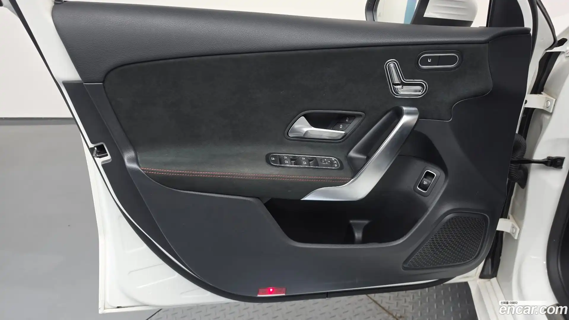 A-Class Mercedes-Benz 2022.11-INNER-034