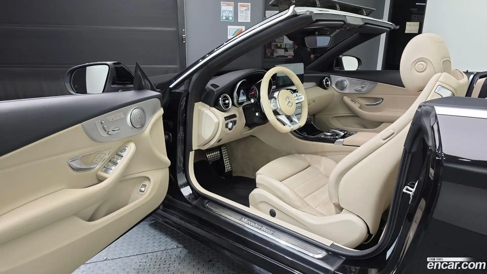 C-Class Mercedes-Benz 2017.2-INNER-010