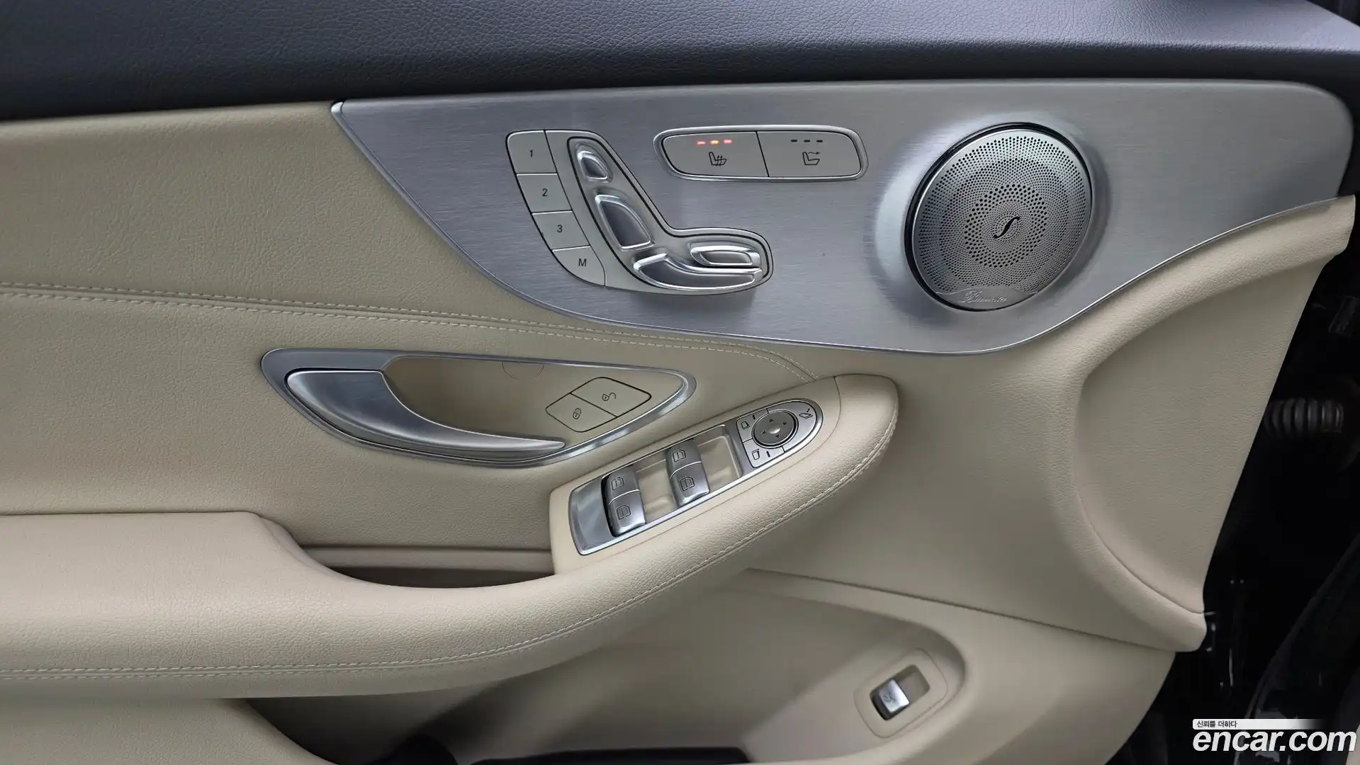 C-Class Mercedes-Benz 2017.2-OPTION-018