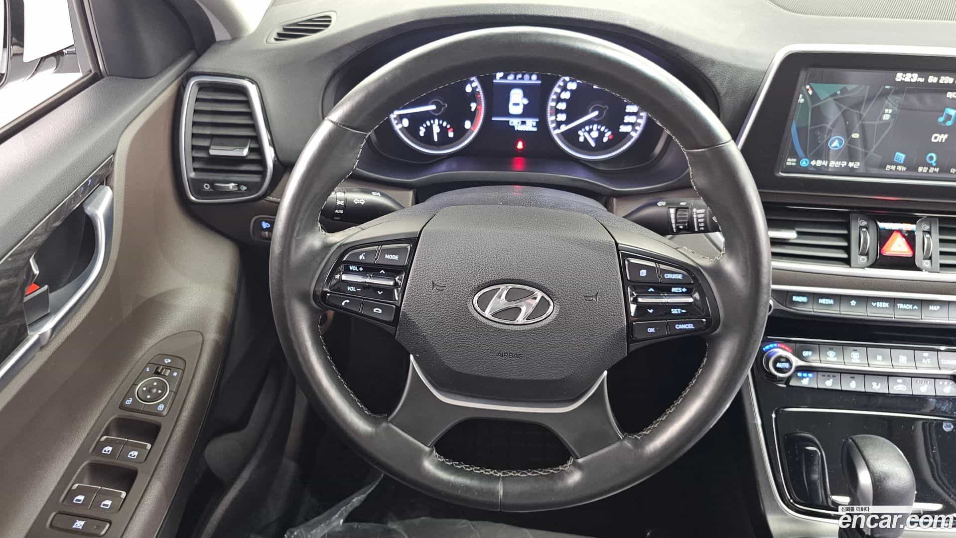 Grandeur Hyundai 2017.11-OPTION-017