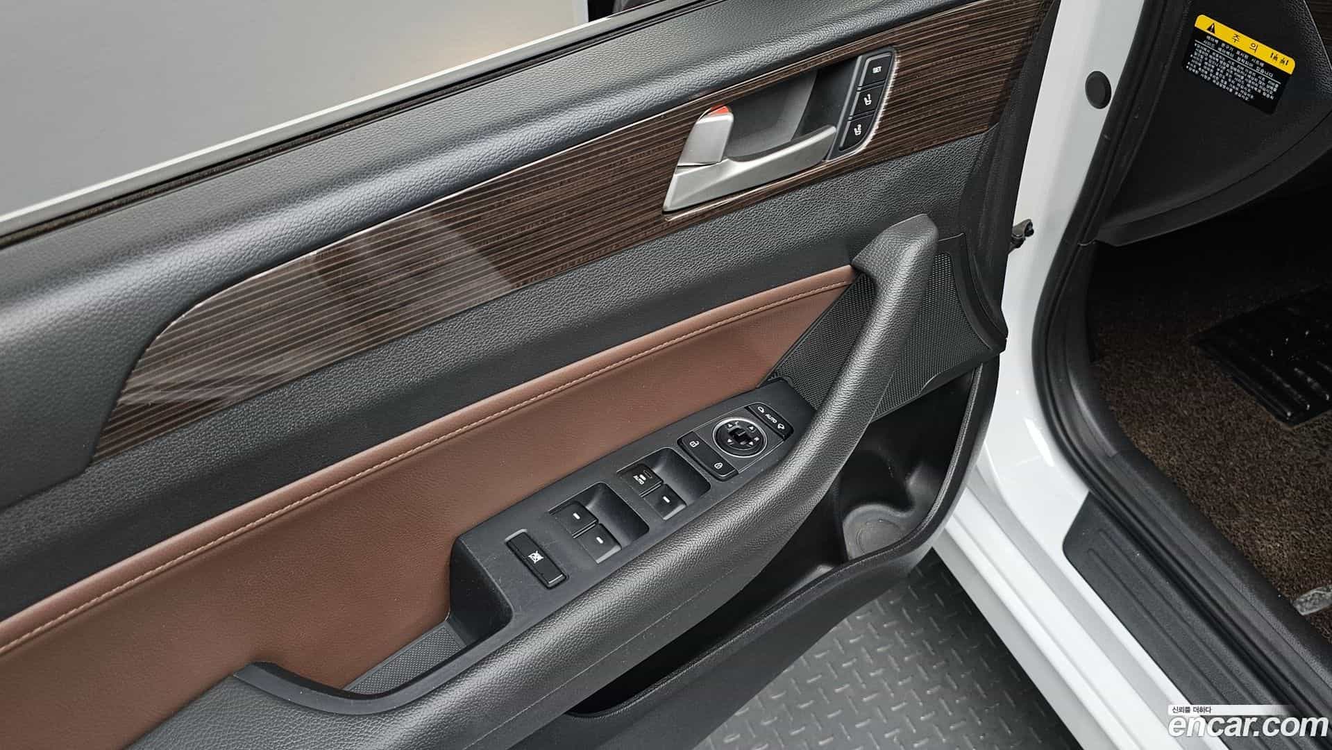 Sonata Hyundai 2018.4-OPTION-022