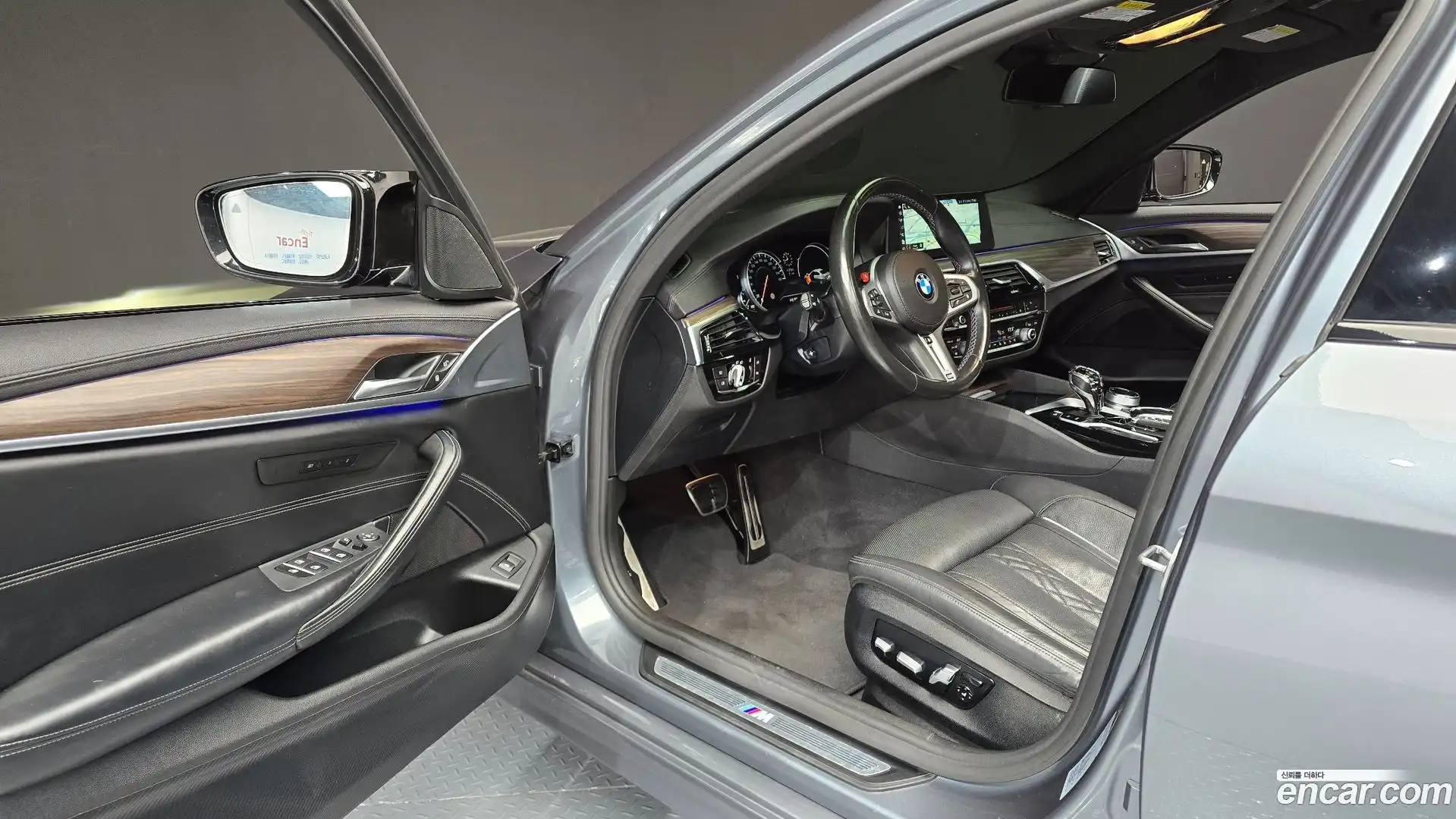 5-Series BMW 2017.9-INNER-010