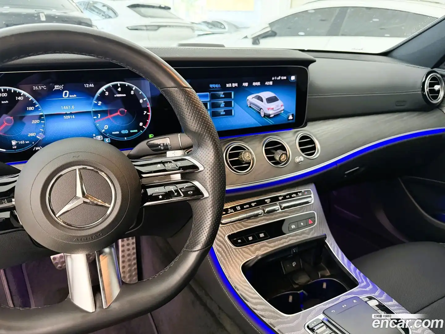 E-Class Mercedes-Benz 2021.11-OPTION-020