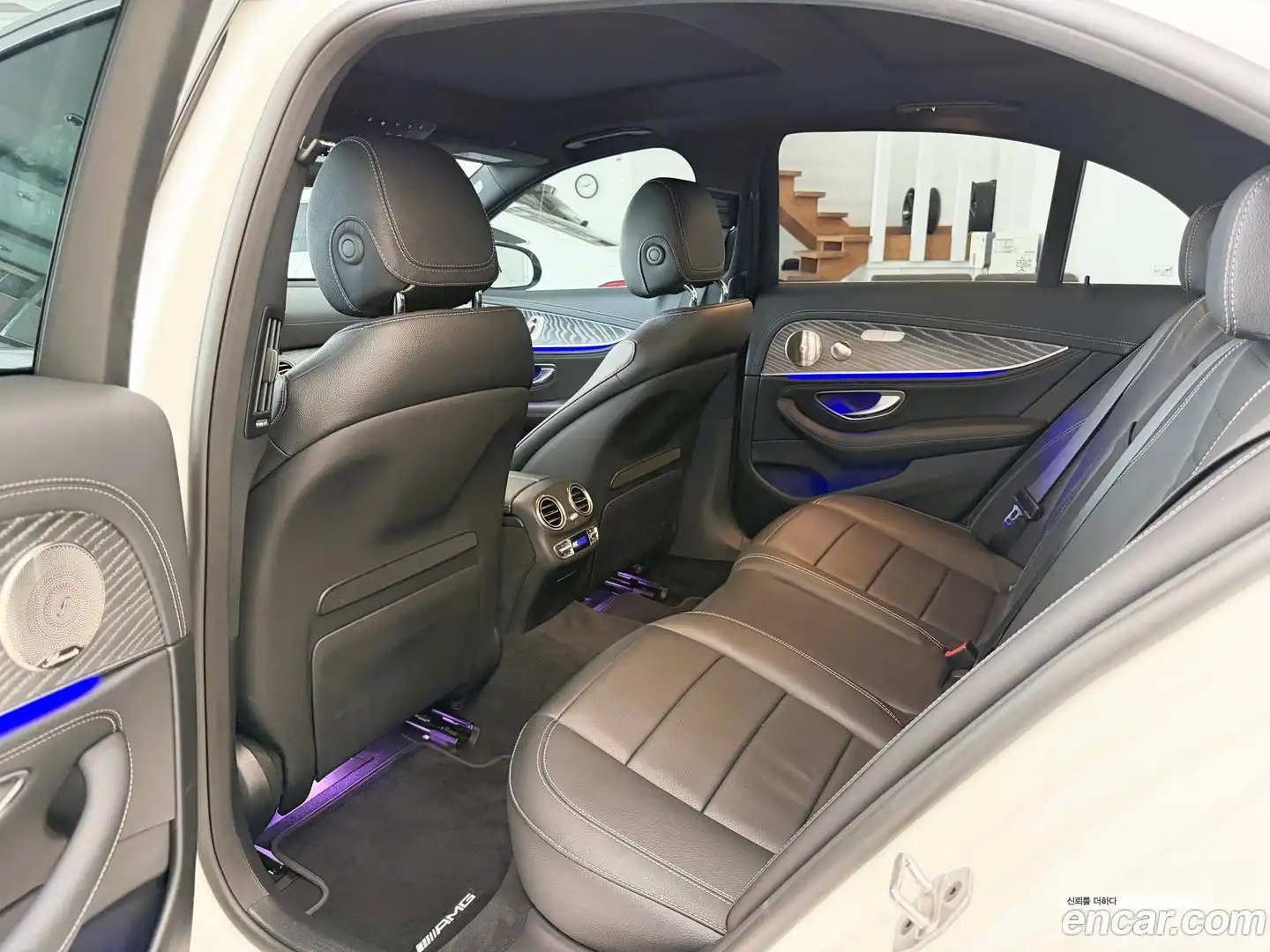 E-Class Mercedes-Benz 2021.11-OPTION-022