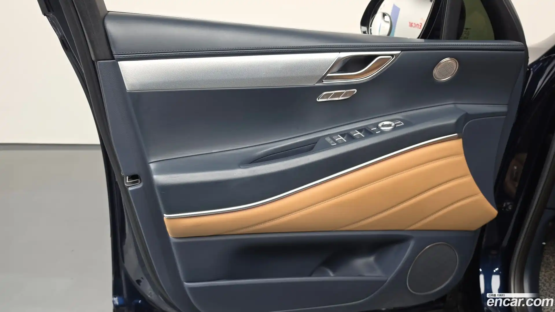 GV80 Genesis 2021.2-INNER-034