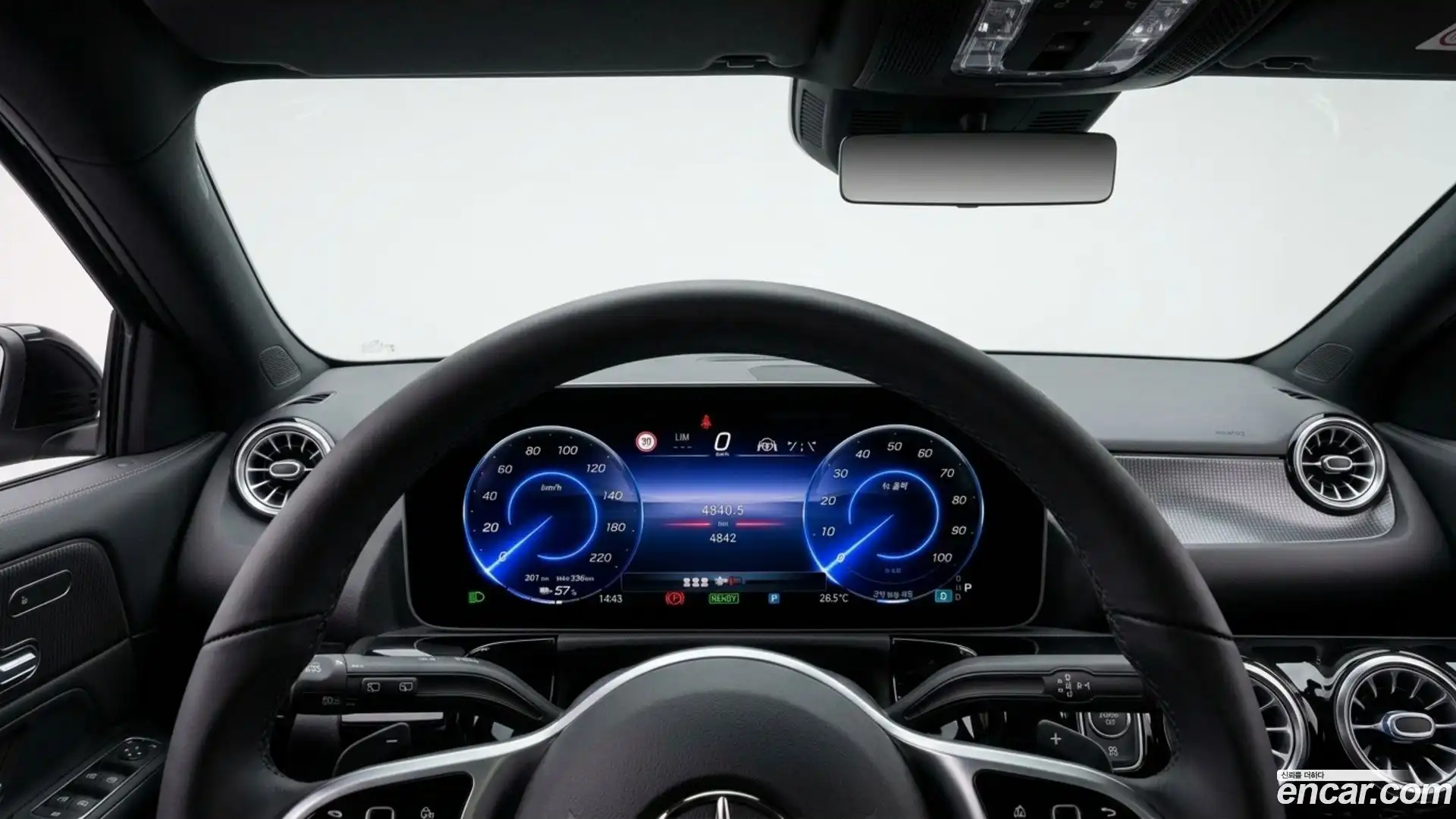 EQA Mercedes-Benz 2025.7-INNER-008