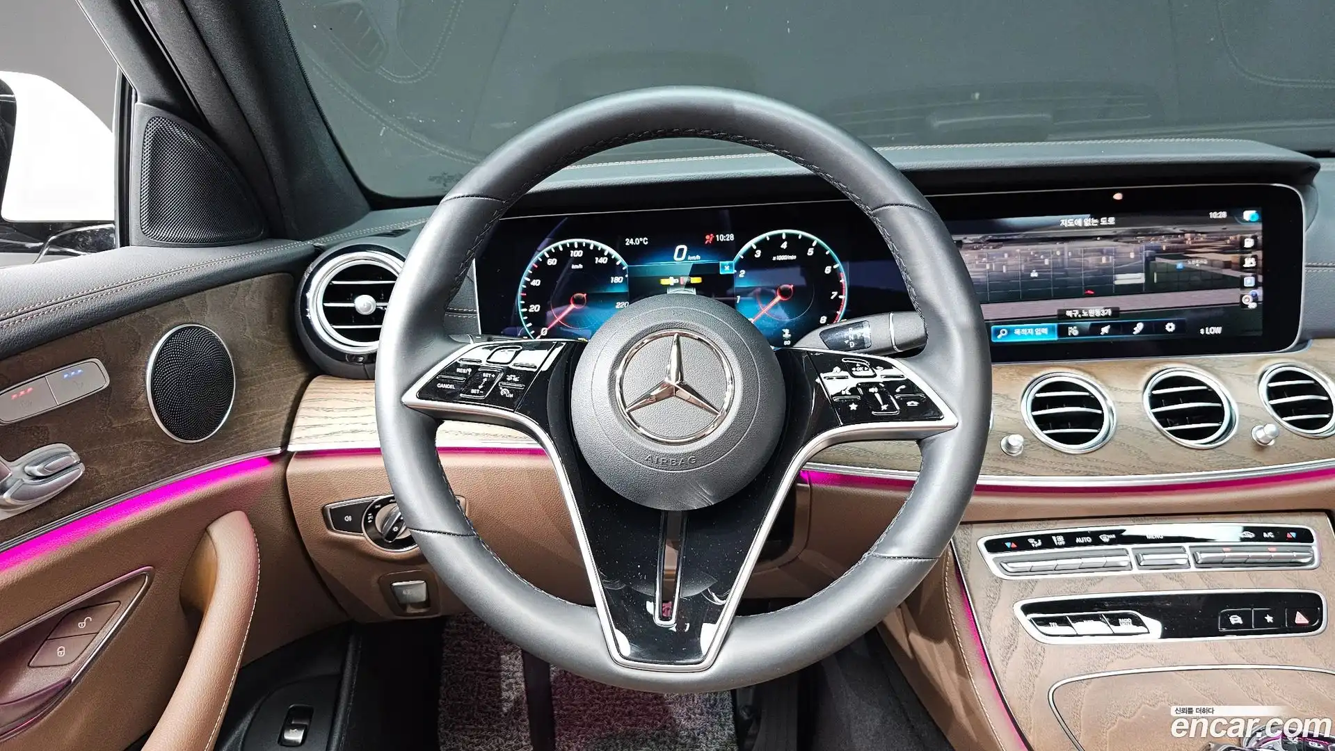E-Class Mercedes-Benz 2023.9-OPTION-016