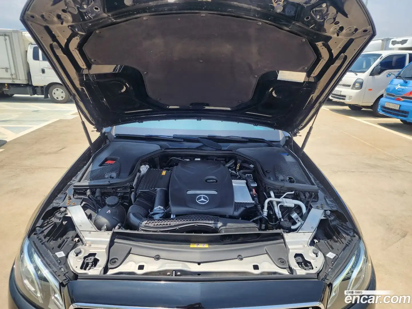 E-Class Mercedes-Benz 2019.11-INNER-010