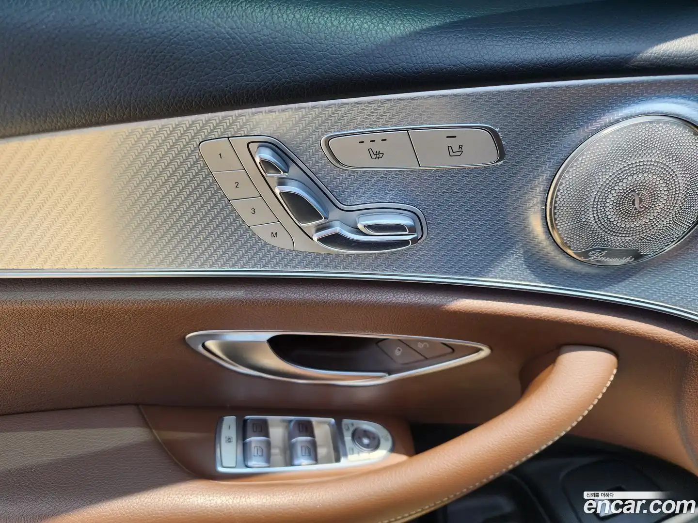 E-Class Mercedes-Benz 2019.11-OPTION-018