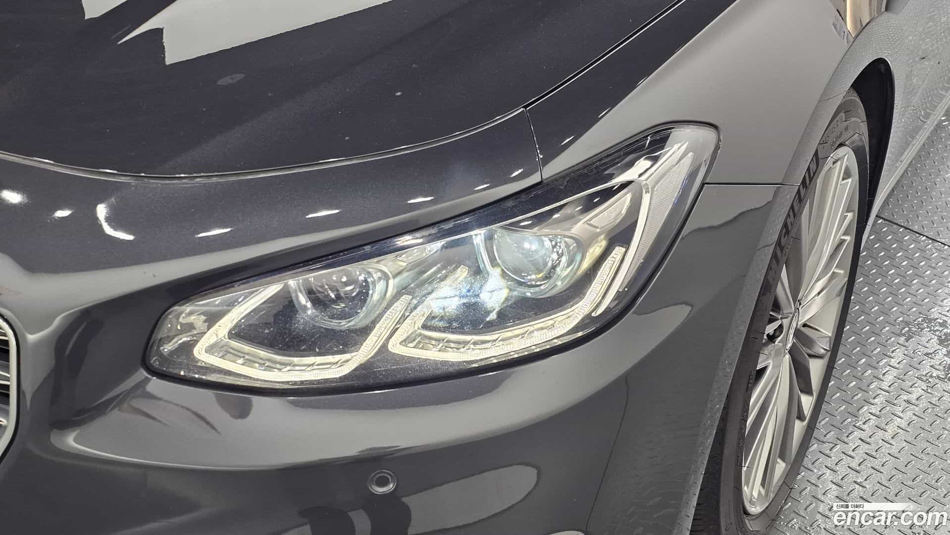 Grandeur Hyundai 2017.0-OUTER-032