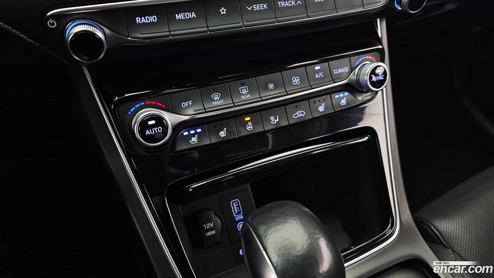 Grandeur Hyundai 2017.0-OPTION-042
