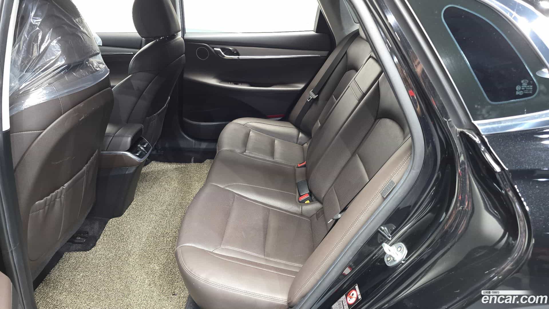 Grandeur Hyundai 2020.6-OPTION-015