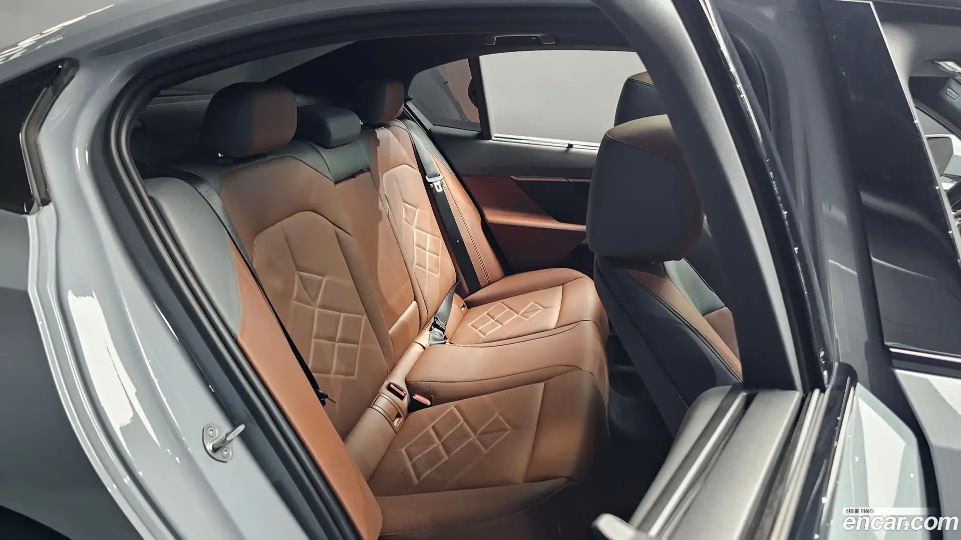 5-Series BMW 2024.9-OPTION-015