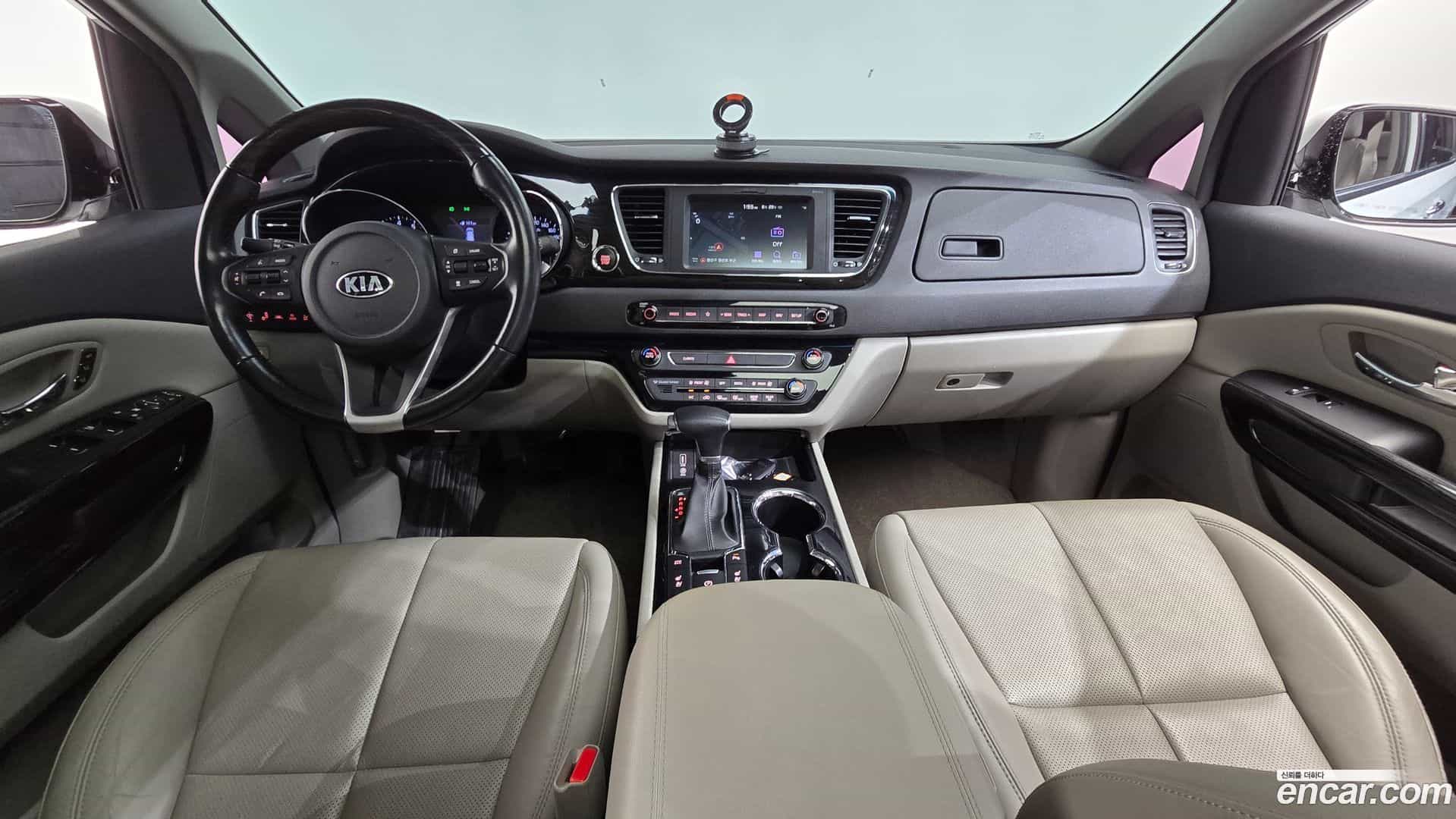 Canival Kia 2019.1-INNER-007