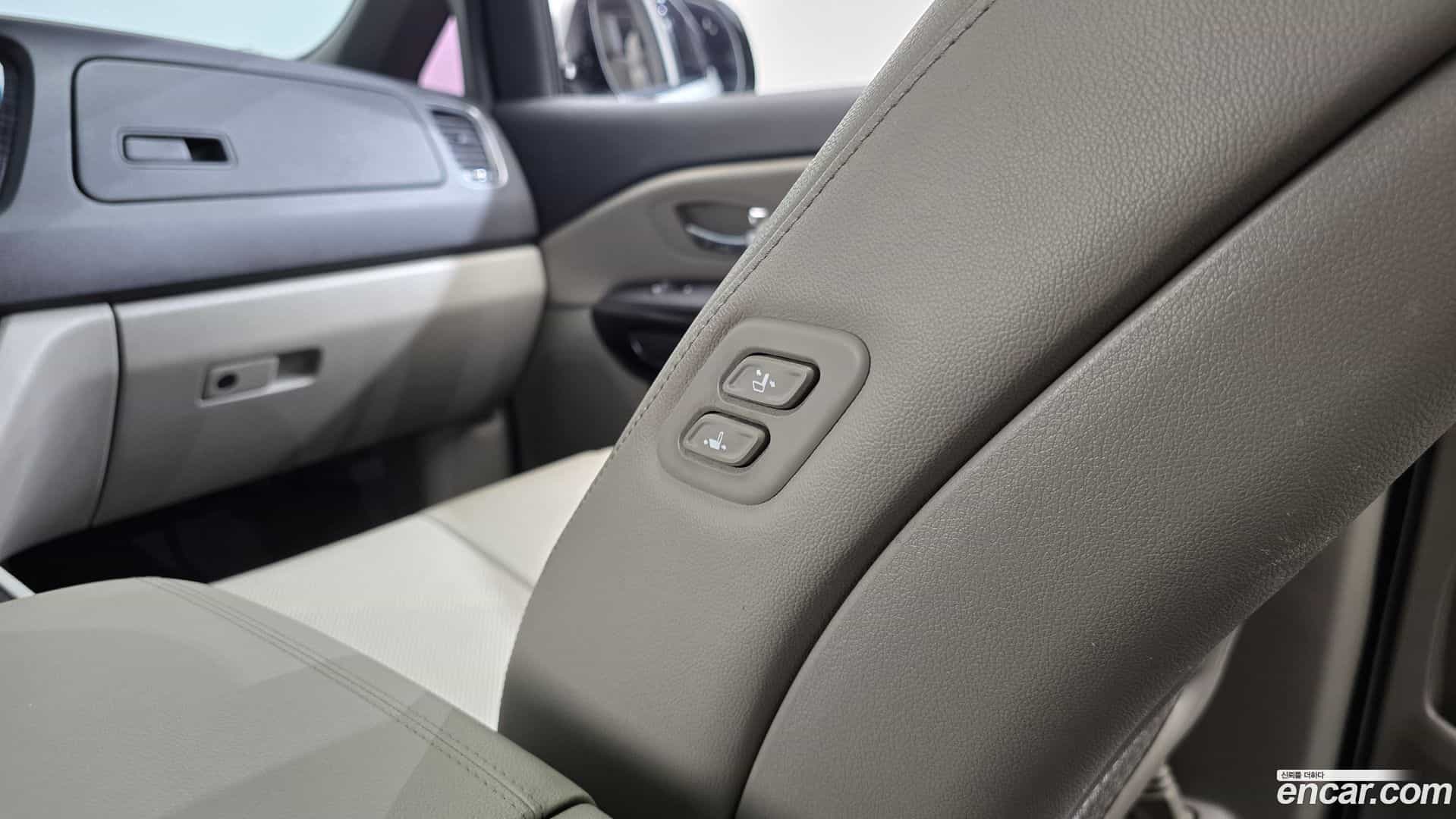 Canival Kia 2019.1-OPTION-046