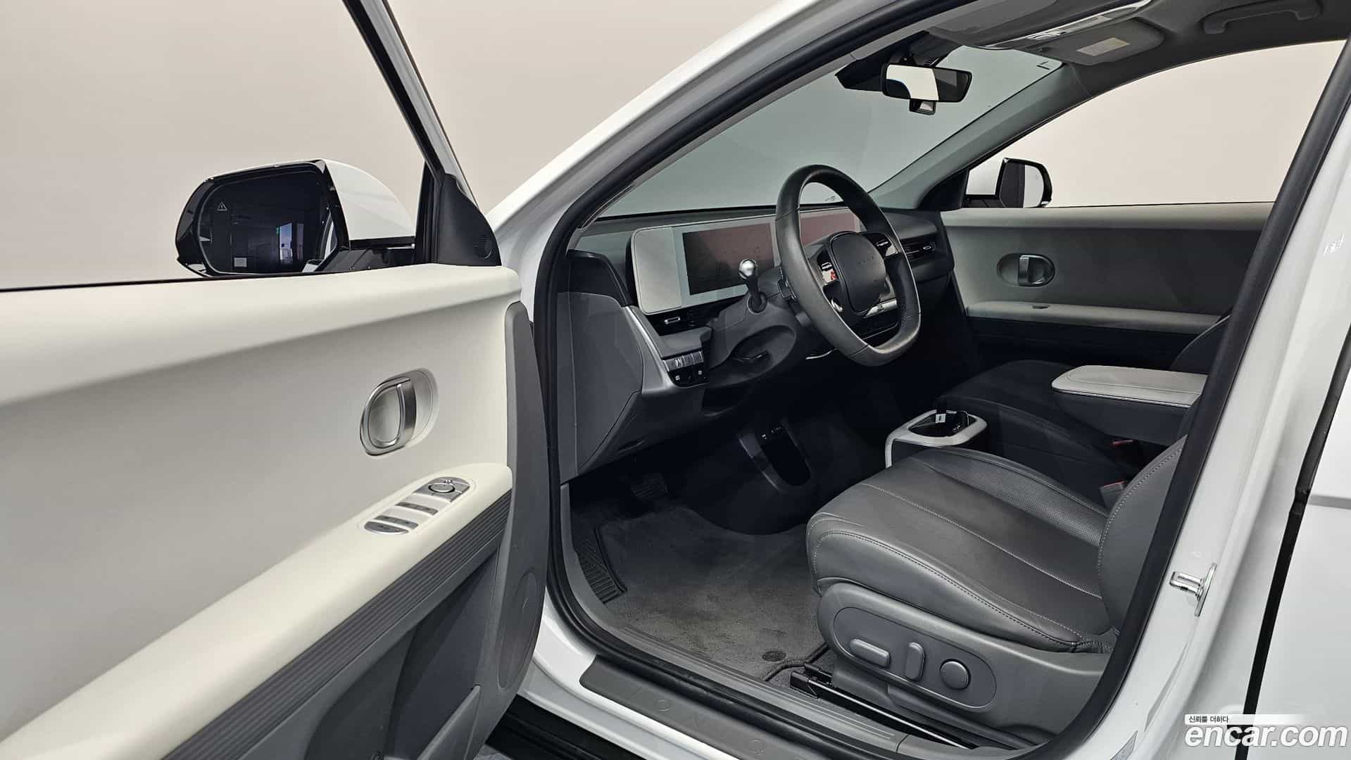 Ioniq5 Hyundai 2021.5-INNER-010