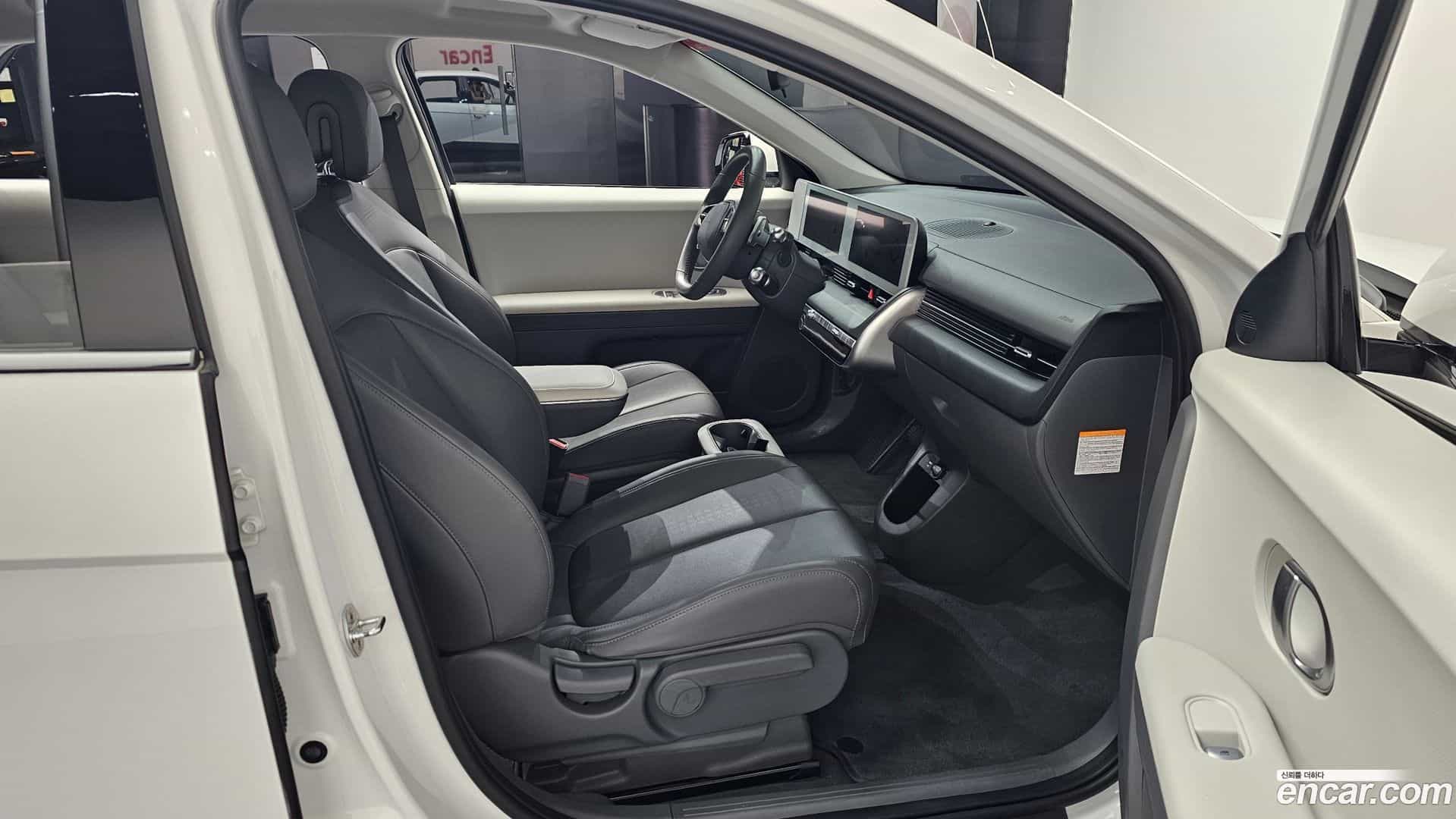 Ioniq5 Hyundai 2021.5-INNER-036