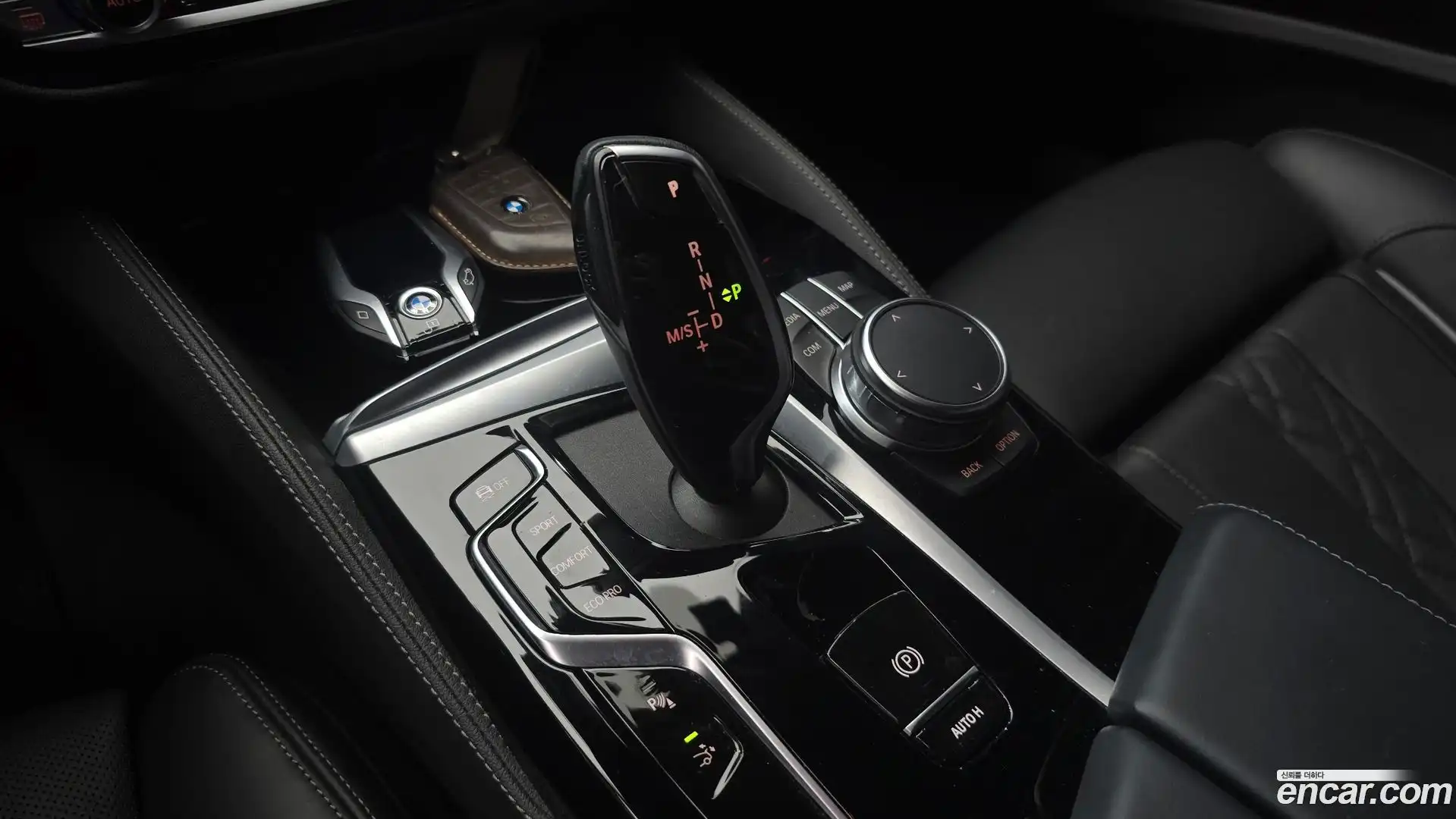 Gran Turismo BMW 2022.8-INNER-009