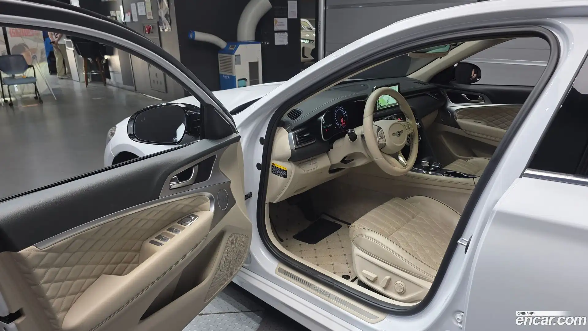 G70 Genesis 2019.3-INNER-010