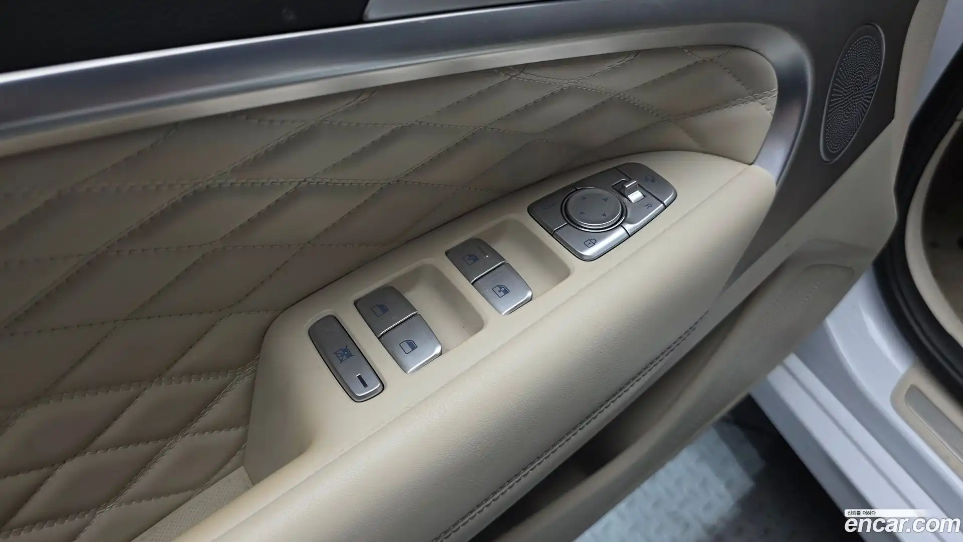 G70 Genesis 2019.3-OPTION-022