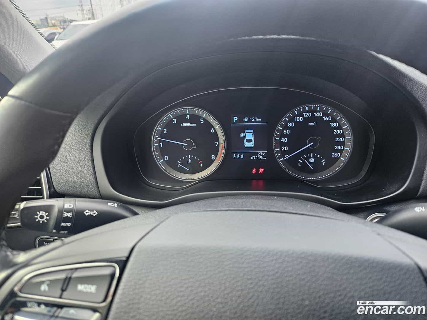 Grandeur Hyundai 2016.10-INNER-008