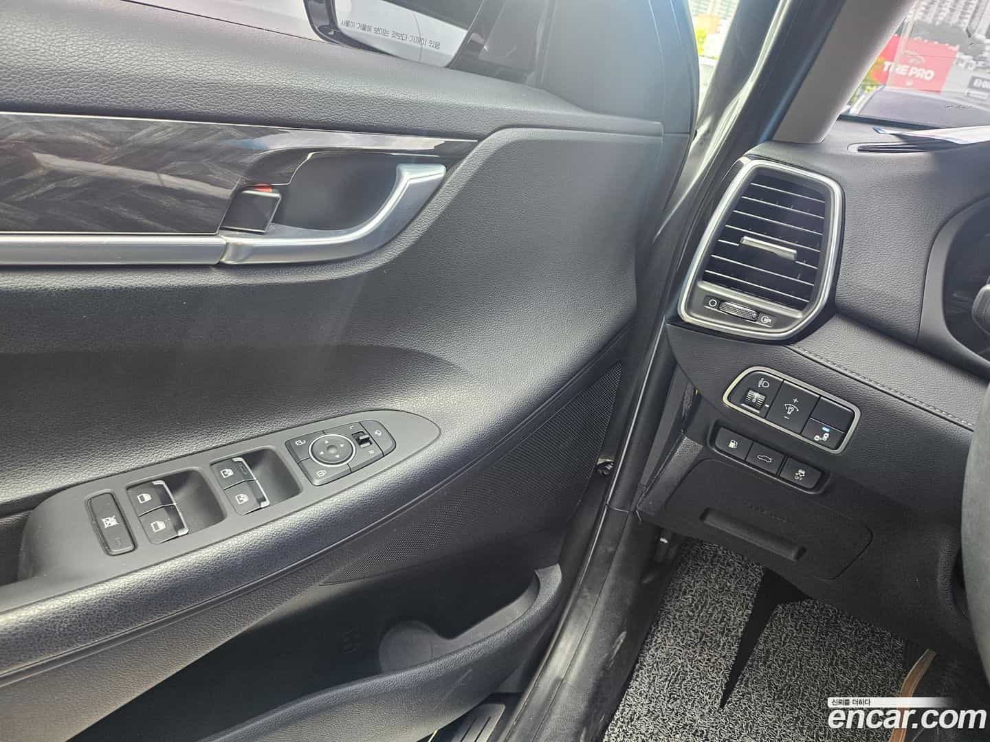 Grandeur Hyundai 2016.10-OPTION-018