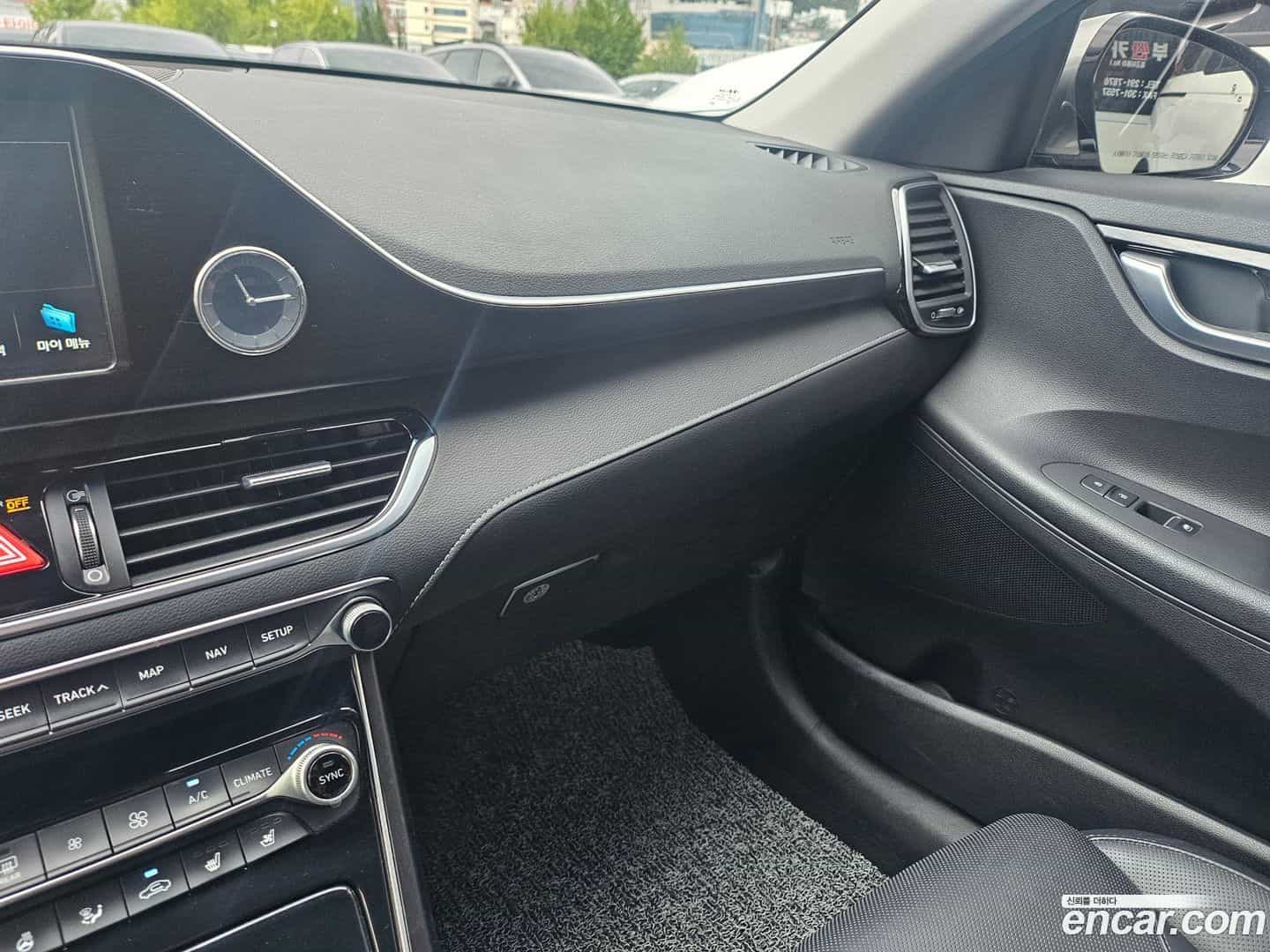 Grandeur Hyundai 2016.10-OPTION-019