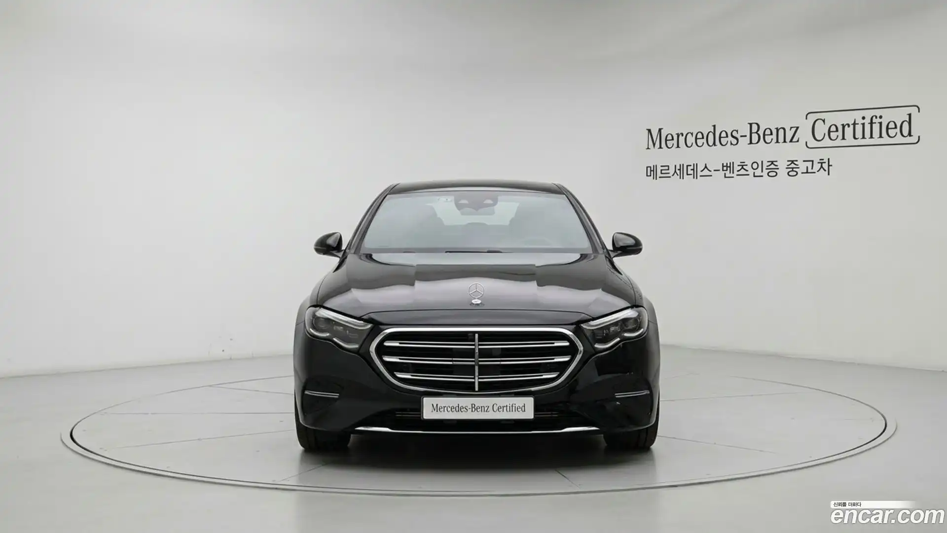 E-Class Mercedes-Benz 2025.7-OUTER-003