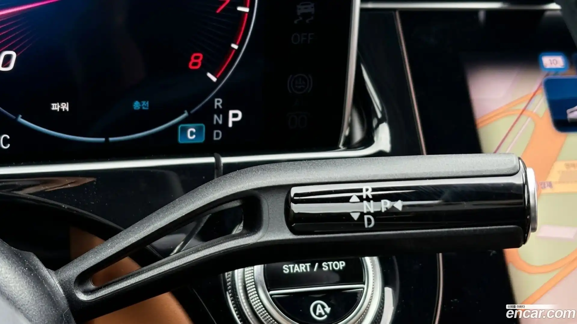 E-Class Mercedes-Benz 2025.7-INNER-009