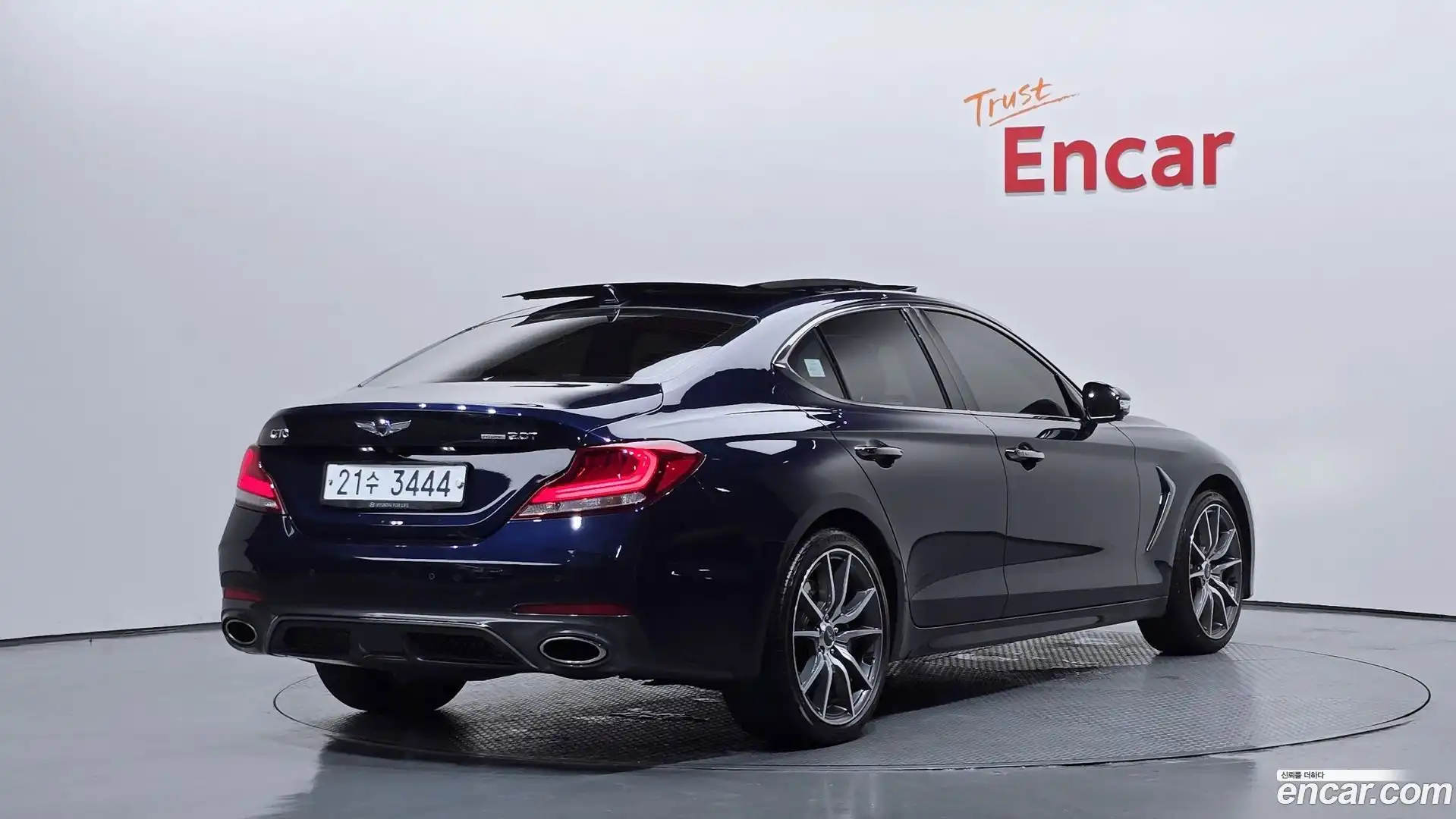 G70 Genesis 2018.0-OUTER-002