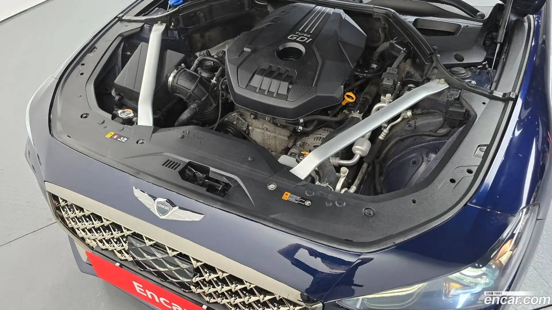 G70 Genesis 2018.0-OUTER-006