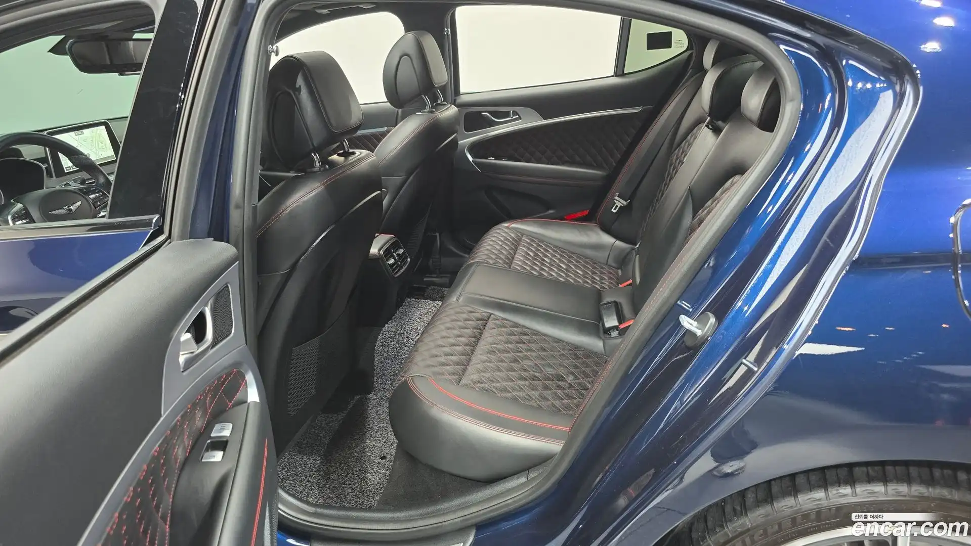 G70 Genesis 2018.0-OPTION-015