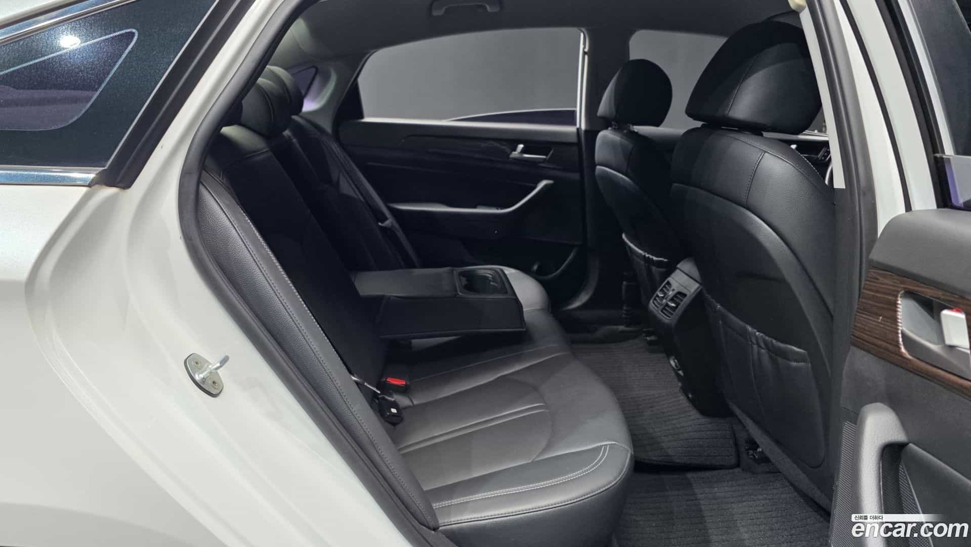 Sonata Hyundai 2019.0-OPTION-016