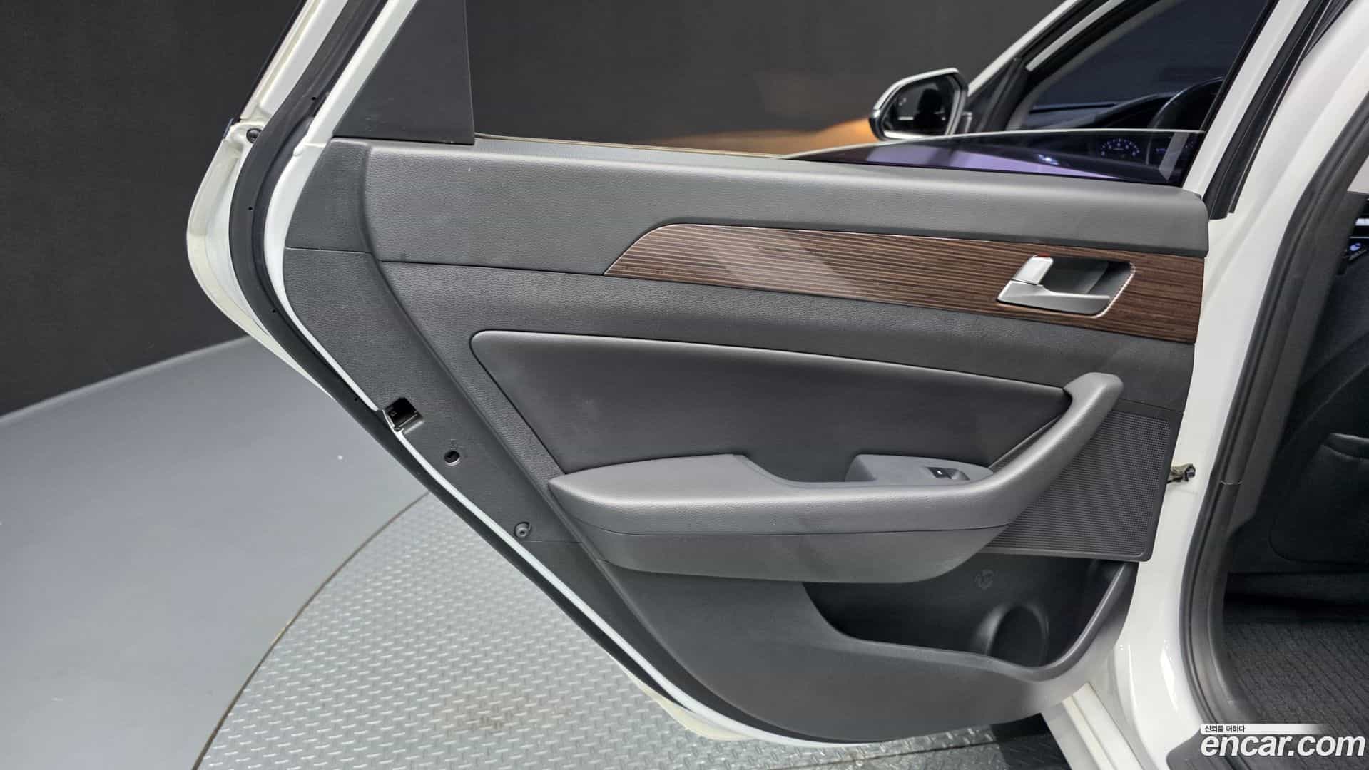Sonata Hyundai 2019.0-INNER-035