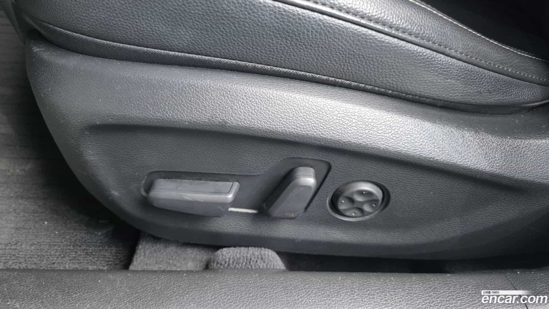Sonata Hyundai 2019.0-OPTION-046